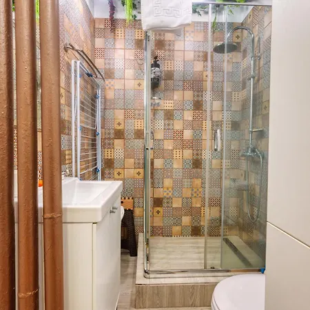 Modern 2 Bedroom In - Pumo * Bukarest