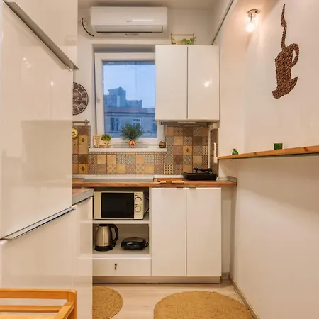 Modern 2 Bedroom In - Pumo Apartman Bukarest