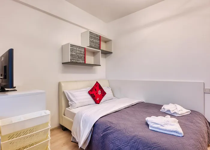 Modern 2 Bedroom In - Pumo